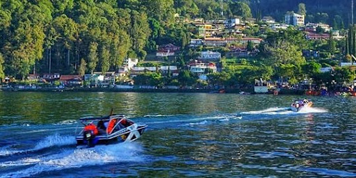 Paket Wisata Ke Karang Anyar Dan Sragen 